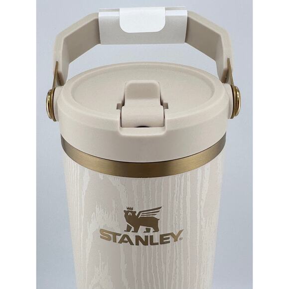 Stanley The Cheers & Cheer IceFlow Flip Straw Tumbler | 30 OZ; BIRCH WOODGRAIN - Picture 3 of 4